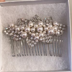 Elizabeth Bower “Crystal & Pearl Hair Comb”